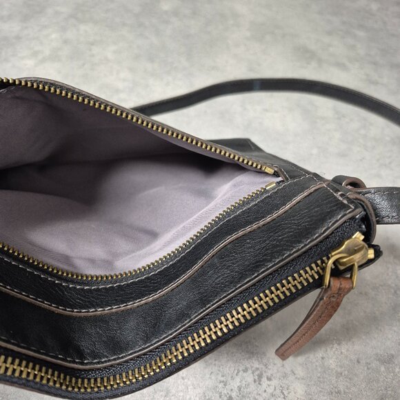 Fossil Black leather with Brown Accent Crossbody Shoulder Bag - Picture 10 of 15